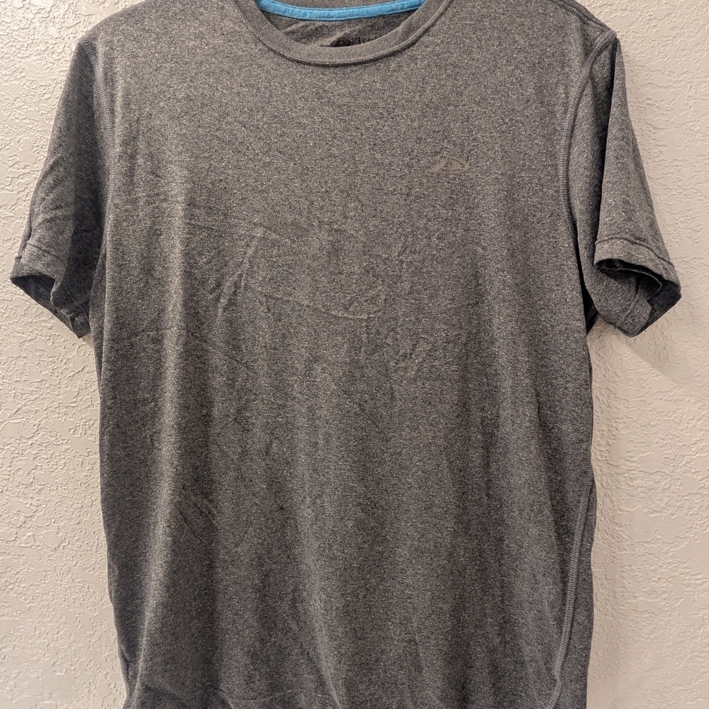 Men's Gray T-Shirt Size Medium